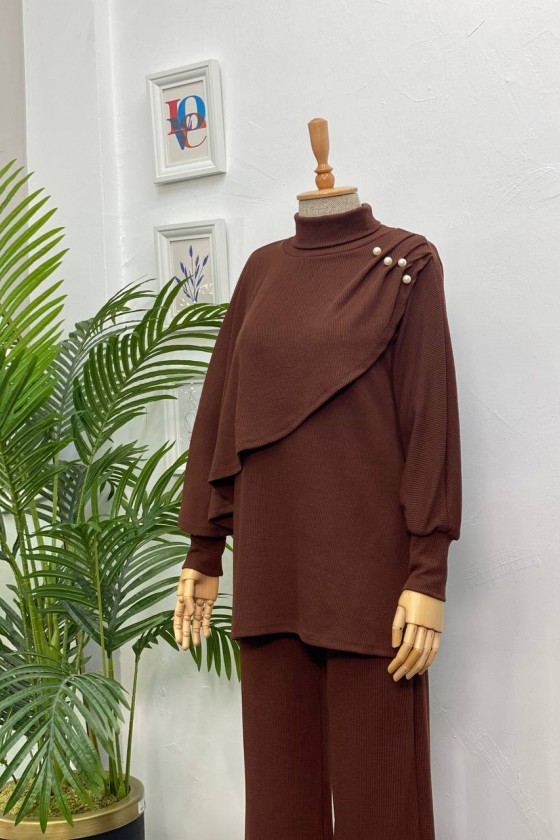 4448 - Yarım Boğazlı Tesettür Takım Kahverengi̇-H10