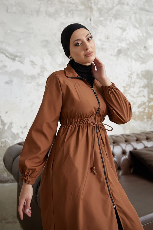 7373 - Bel Büzgülü Tesettür Trençkot Taba-F6