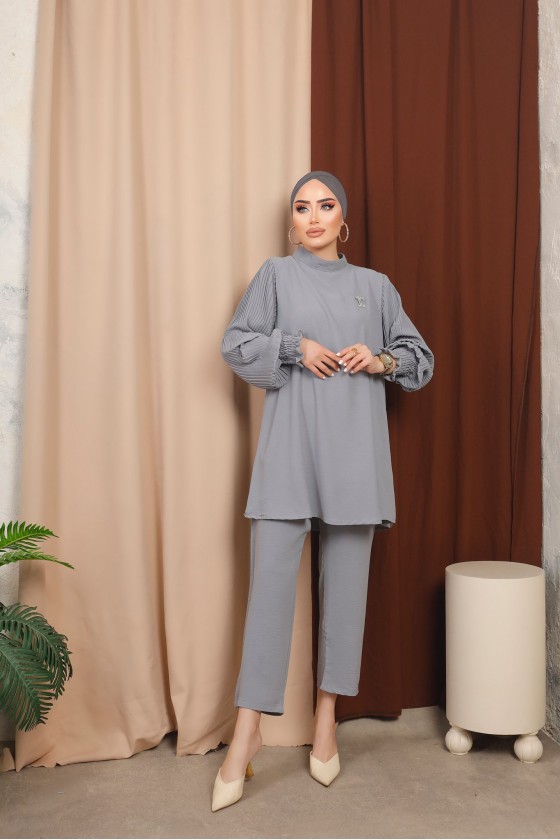 3126 - Broş Detaylı Tesettür İkili Takım Gri̇-D0