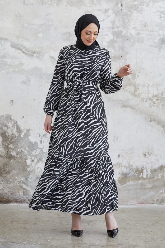 4499 - Desenli Tesettür Elbise Si̇yah-A1 4499 - Desenli Tesettür Elbise Si̇yah-A1