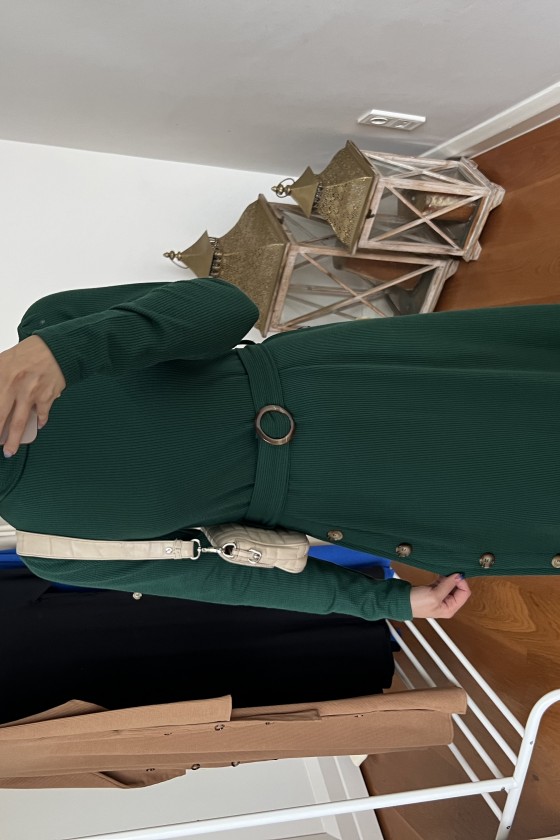 4421 - Yan Düğme Detaylı Tesettür Elbise Yeşi̇l-A17