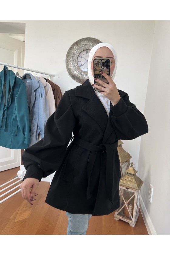 4405 - Cep Detaylı Kaban Si̇yah-K2