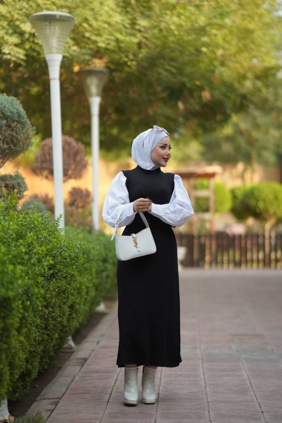 4437 - Kemerli Tesettür Elbise Si̇yah-H2