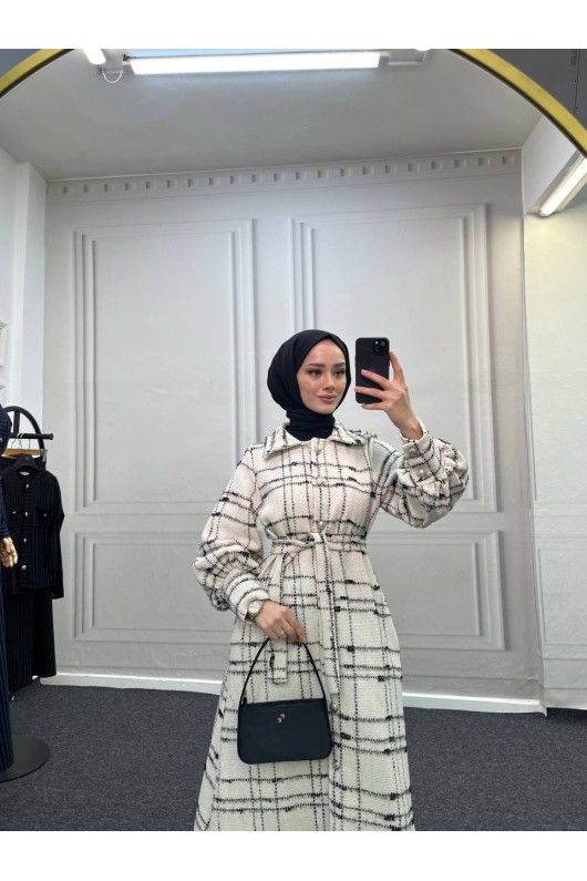 4449 - Renk Detaylı Tesettür Kaban Beyaz