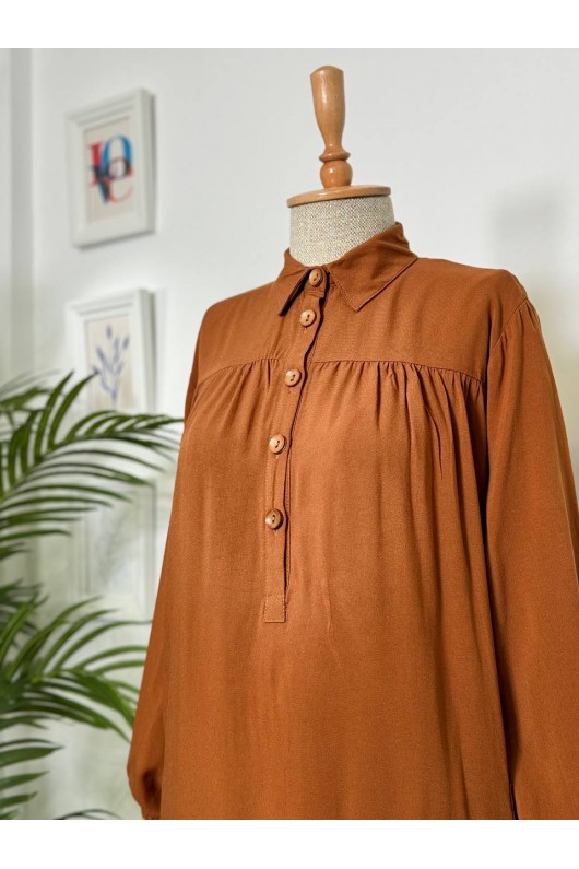 8222 - Yanları Yırtmaç Robalı Tam Boy Tunik Kahverengi̇-A2 8222 - Yanları Yırtmaç Robalı Tam Boy Tunik Kahverengi̇-A2