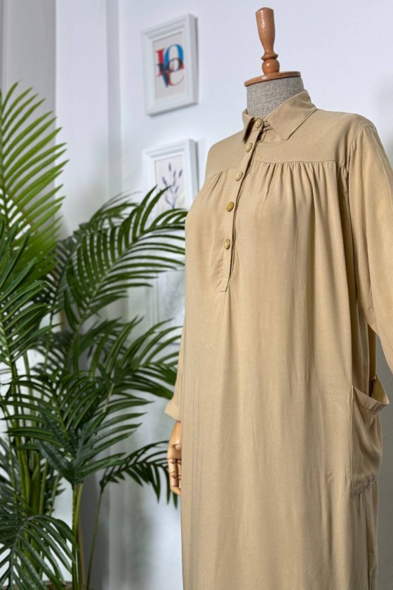 8222 - Yanları Yırtmaç Robalı Tam Boy Tunik Bej-A2 8222 - Yanları Yırtmaç Robalı Tam Boy Tunik Bej-A2