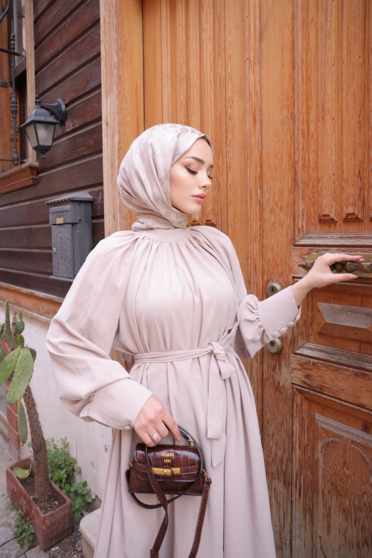 2587 - Kemerli Tesettür Elbise Bej-G2