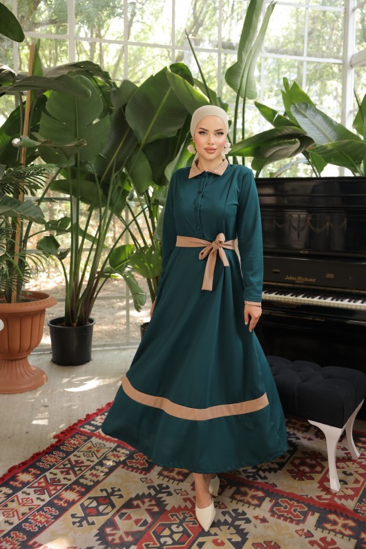 4466 - Yakalı Tesettür Elbise Zümrüt Yeşili-G5