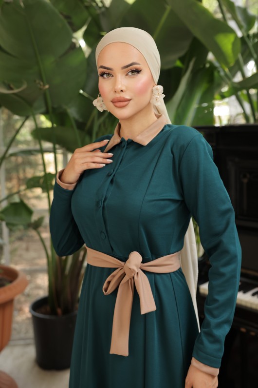 4466 - Yakalı Tesettür Elbise Zümrüt Yeşili-G5