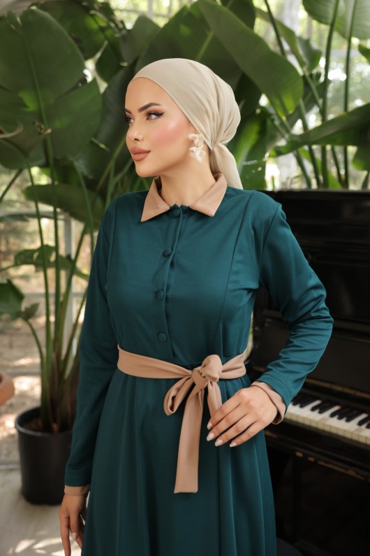 4466 - Yakalı Tesettür Elbise Zümrüt Yeşili-G5