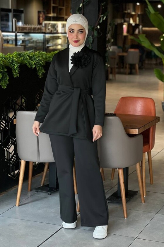44105 - Tesettür İkili Takım Si̇yah-K8