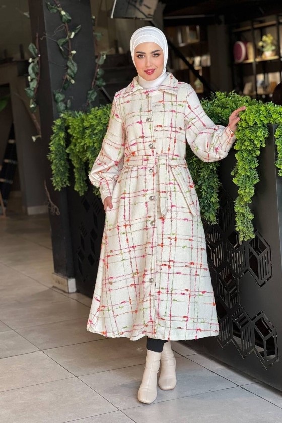 4449 - Renk Detaylı Tesettür Kaban Beyaz - Pembe