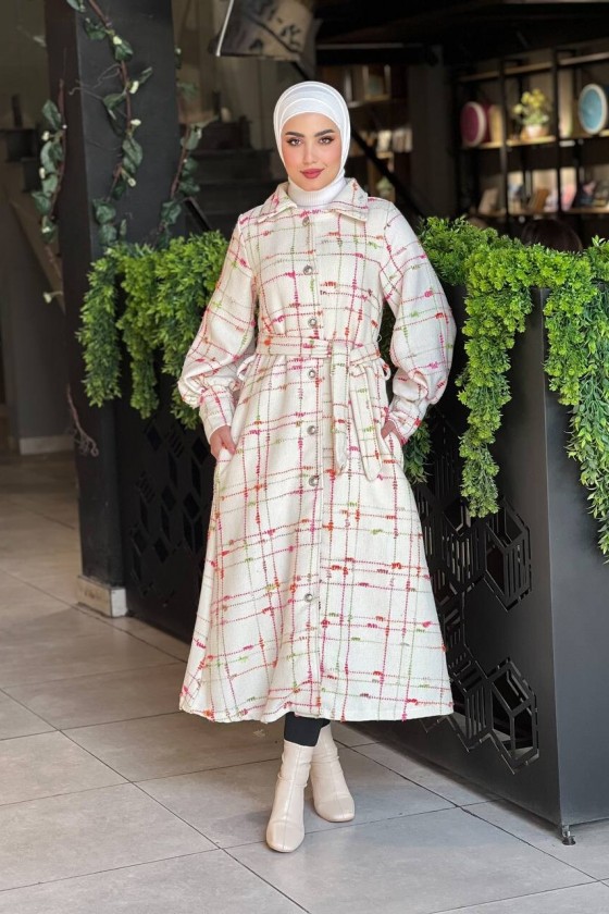 4449 - Renk Detaylı Tesettür Kaban Beyaz - Pembe