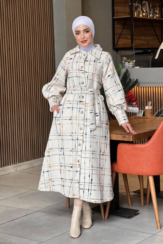 4449 - Renk Detaylı Tesettür Kaban Beyaz - Turuncu