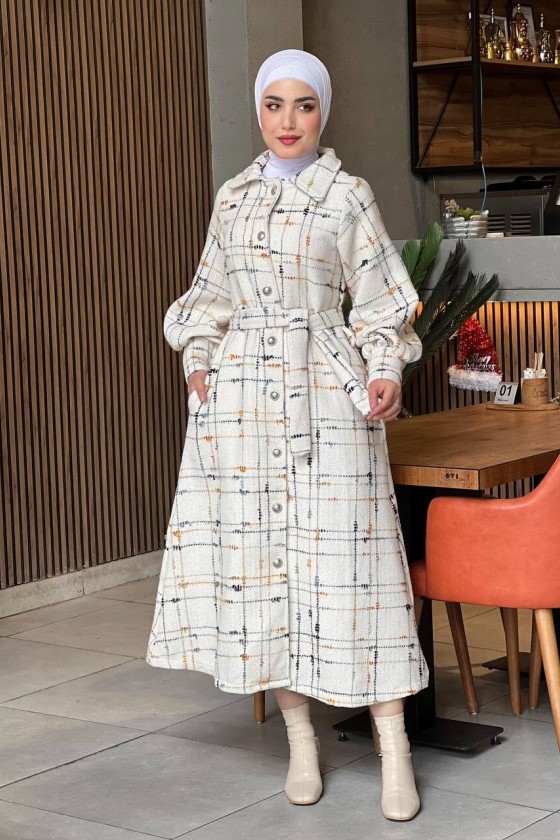 4449 - Renk Detaylı Tesettür Kaban Beyaz - Turuncu