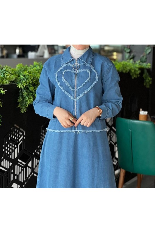 4520 - Kalp Desen Kot Kumaş Tesettür Takım Mavi̇ 4520 - Kalp Desen Kot Kumaş Tesettür Takım Mavi̇