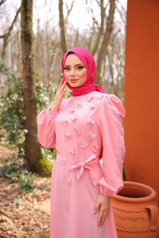 4586 - Çiçek Detaylı Tesettür Elbise Pembe-A2
