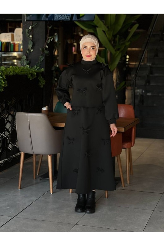 44137 - Detaylı Tesettür Takım Si̇yah-A20