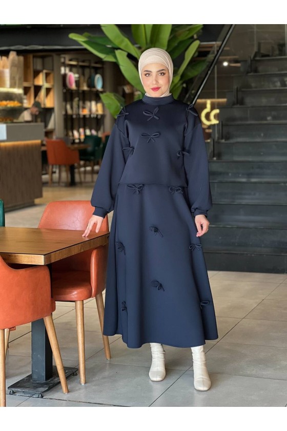44137 - Detaylı Tesettür Takım Laci̇vert-A20