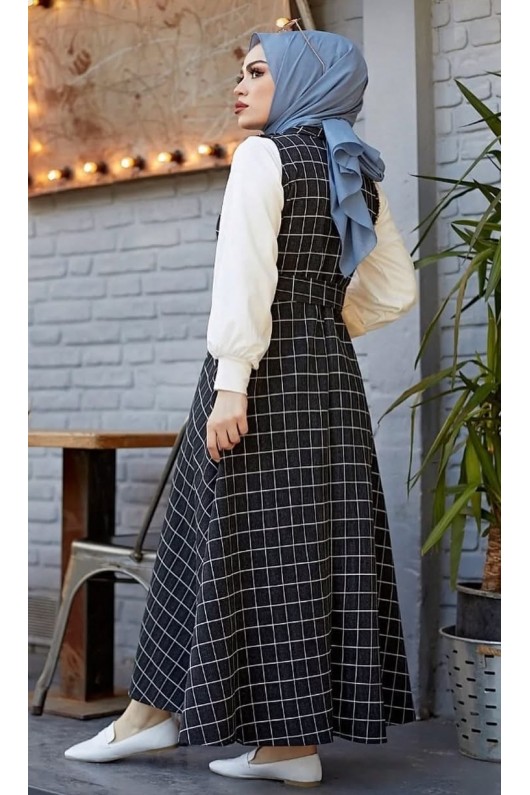 9244 - Pamuklu Kaşe Tesettür Elbise Si̇yah D-7 9244 - Pamuklu Kaşe Tesettür Elbise Si̇yah D-7