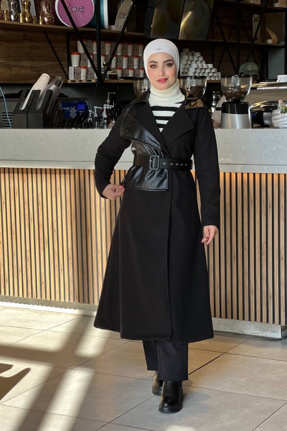 44114 - Deri Detaylı Tesettür Kaban Si̇yah-A3 44114 - Deri Detaylı Tesettür Kaban Si̇yah-A3