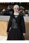 44114 - Deri Detaylı Tesettür Kaban Si̇yah-A3 44114 - Deri Detaylı Tesettür Kaban Si̇yah-A3