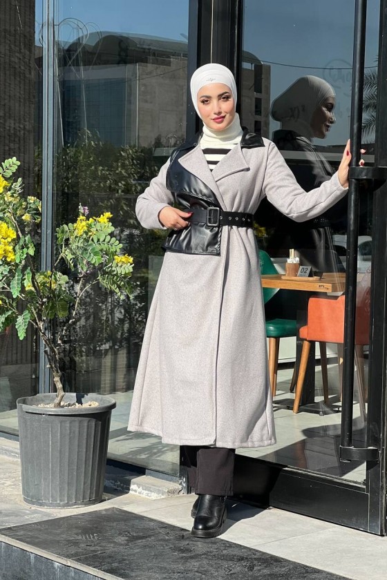 44114 - Deri Detaylı Tesettür Kaban Gri̇-A3