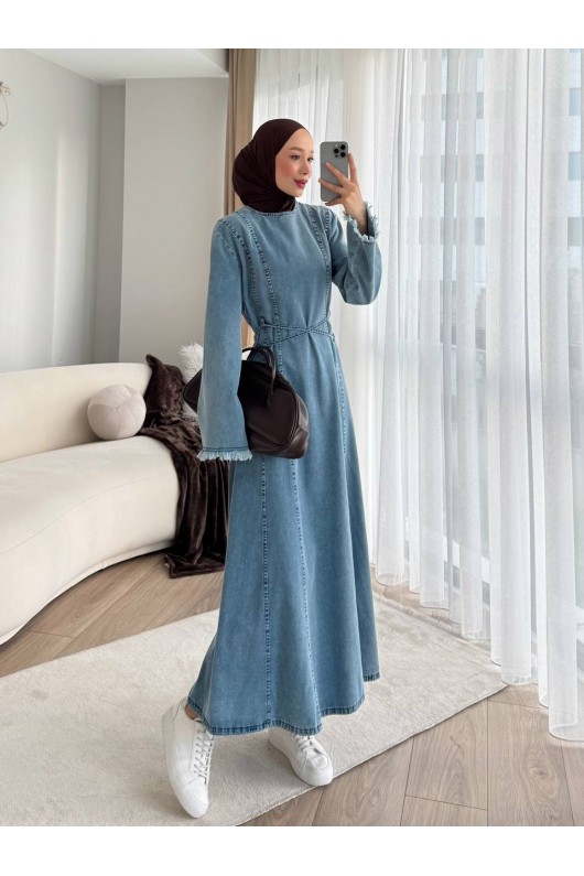 7878 - Püskül Detaylı Kot Tesettür Elbise Mavi̇
