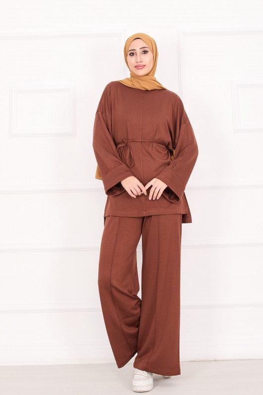 21184 - Seyyar Kuşaklı Kolu Katlama Detaylı Oyşo Takım Kahverengi̇ A23