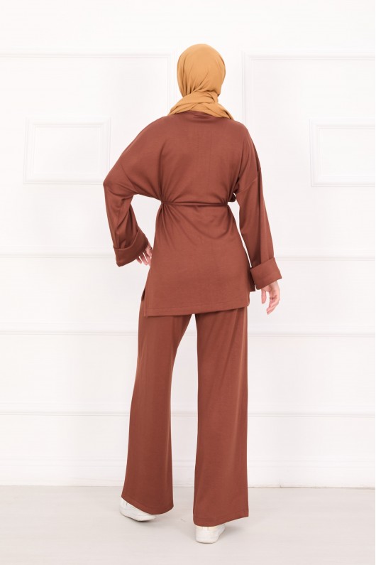 21184 - Seyyar Kuşaklı Kolu Katlama Detaylı Oyşo Takım Kahverengi̇ A23