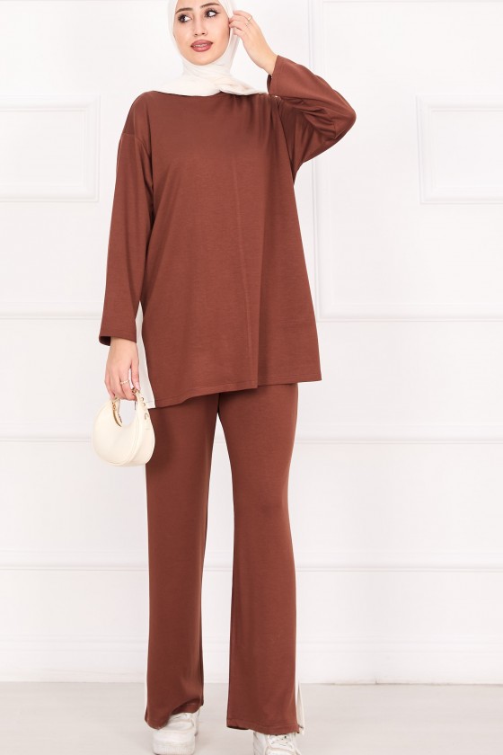 21187 - Oyşo Kumaş Şerit Detay İkili Takım Kahverengi̇ A24 21187 - Oyşo Kumaş Şerit Detay İkili Takım Kahverengi̇ A24