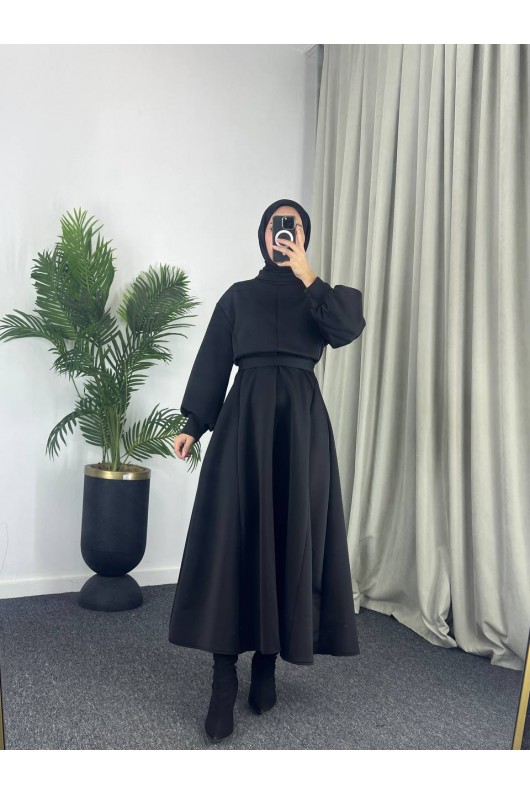 4559 - Scuba Kumaş Tesettür Elbise Si̇yah