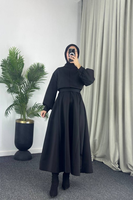 4559 - Scuba Kumaş Tesettür Elbise Si̇yah