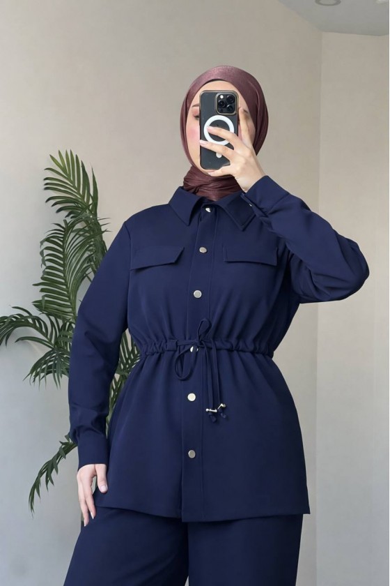 4571 - Krep Kumaş Tesettür Takım Laci̇vert