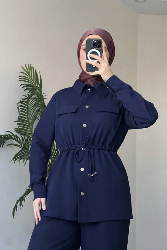 4571 - Krep Kumaş Tesettür Takım Laci̇vert