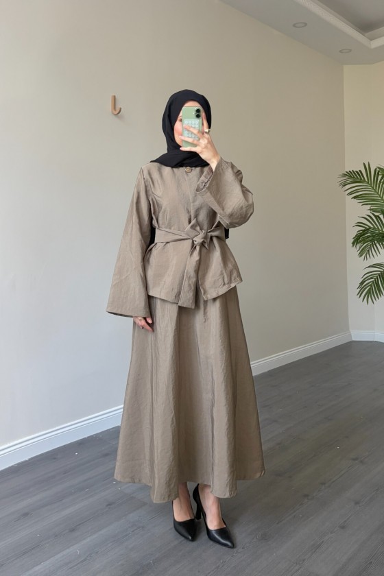 21267 - Asimetrik Gold Düğmeli Kemerli Etek & Ceket Takım Haki̇