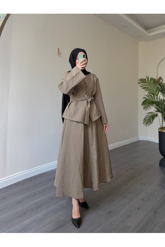 21267 - Asimetrik Gold Düğmeli Kemerli Etek & Ceket Takım Haki̇