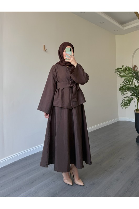 21267 - Asimetrik Gold Düğmeli Kemerli Etek & Ceket Takım Kahverengi̇