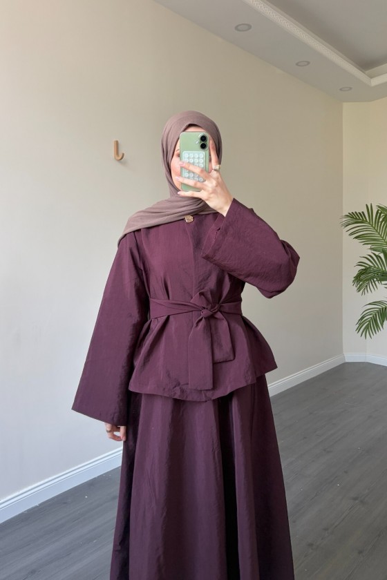 21267 - Asimetrik Gold Düğmeli Kemerli Etek & Ceket Takım Bordo