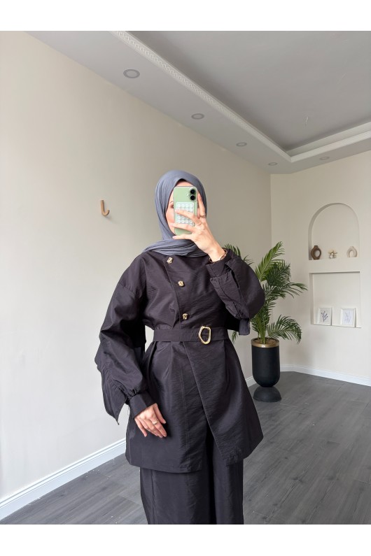 40718 - Volan Detaylı İkili Takım Si̇yah