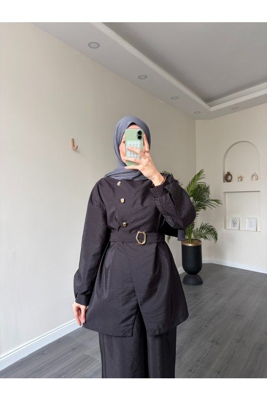 40718 - Volan Detaylı İkili Takım Si̇yah