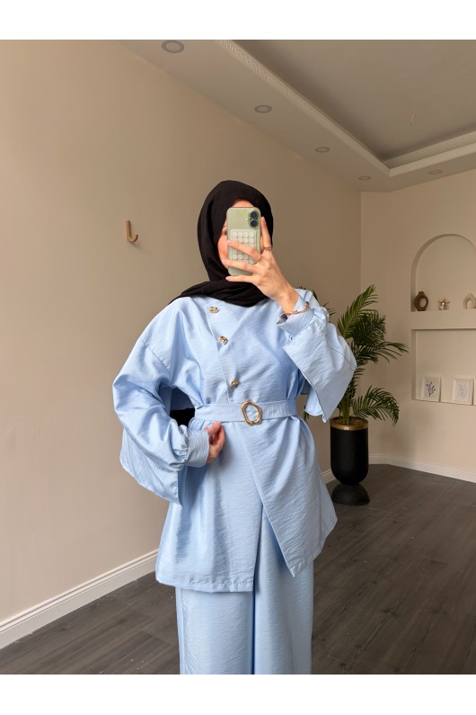 40718 - Volan Detaylı İkili Takım Mavi̇