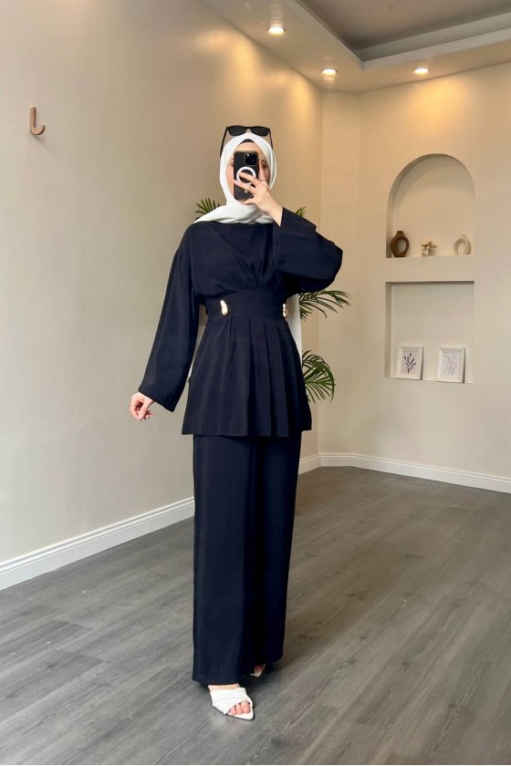 40719 - Pile Detaylı Tokalı Kuşaklı Modal Takım Si̇yah