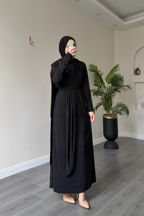 1513 - Seyyar Kemerli Sandy Kumaş Elbise Si̇yah
