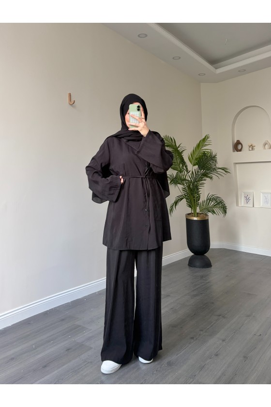 40720 - Yandan Yaka Ve Düğmeli Modal Tunik Si̇yah